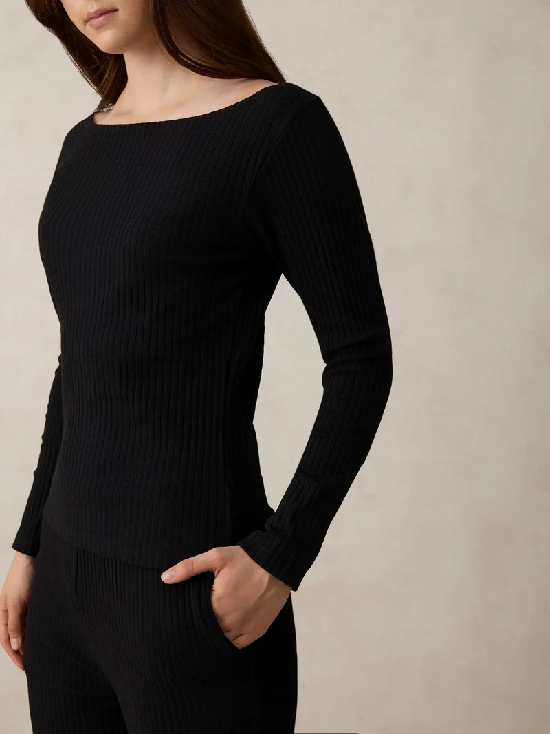 OUTZIDR Black Off Shoulder Fitted Top Co-Ord Set